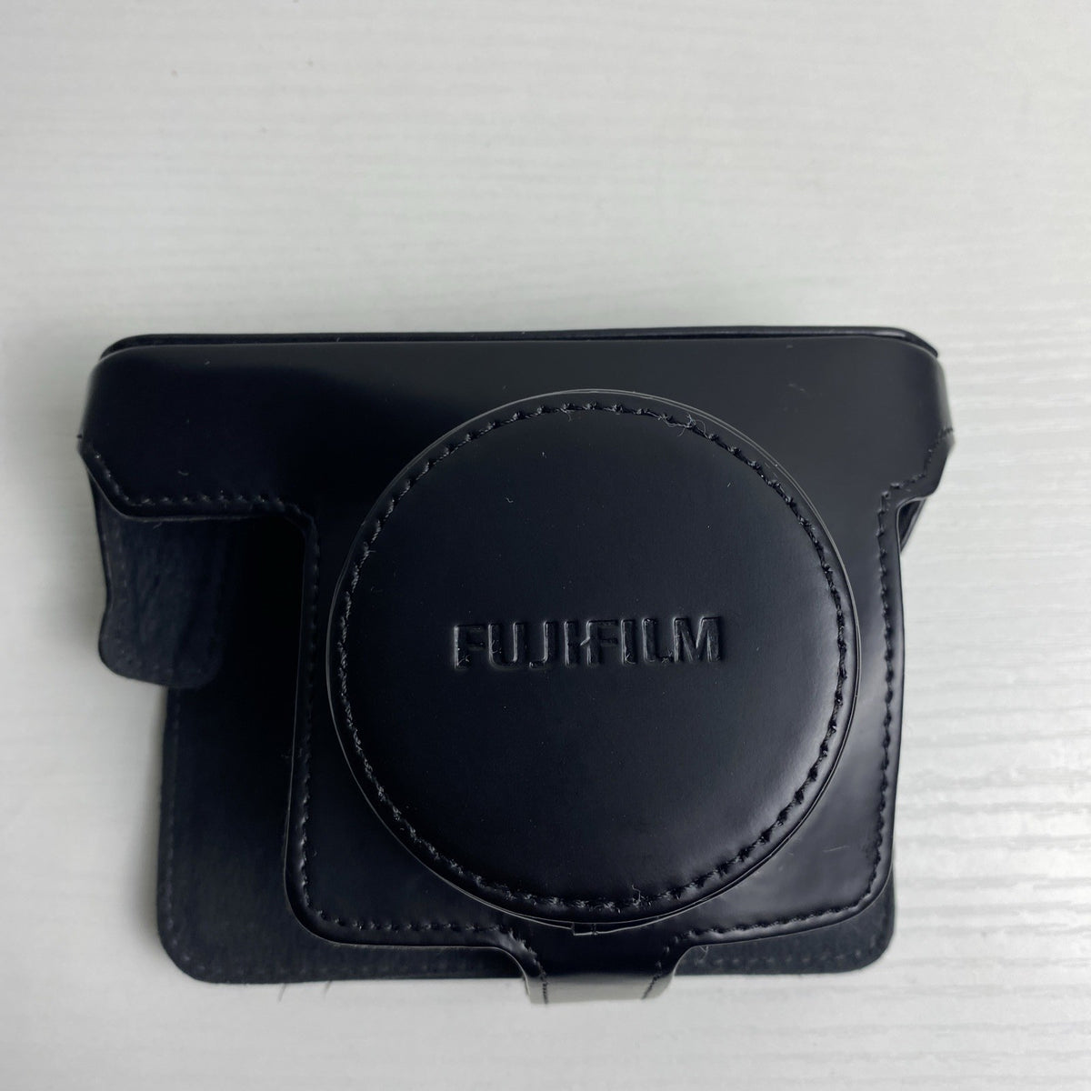 Fujifilm black padded neoprene ever-ready camera case top cover for X100F