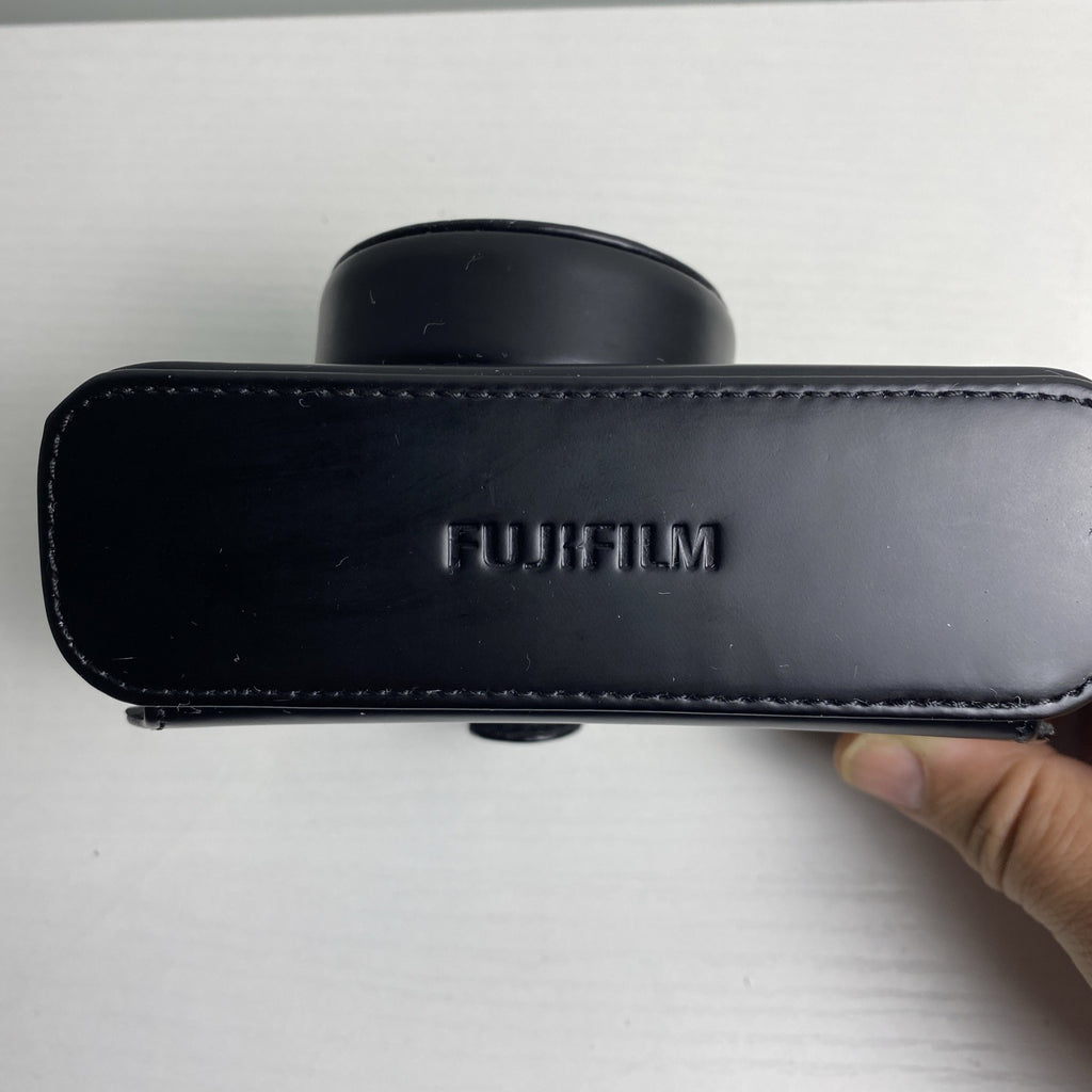 Fujifilm black padded neoprene ever-ready camera case top cover for X100F
