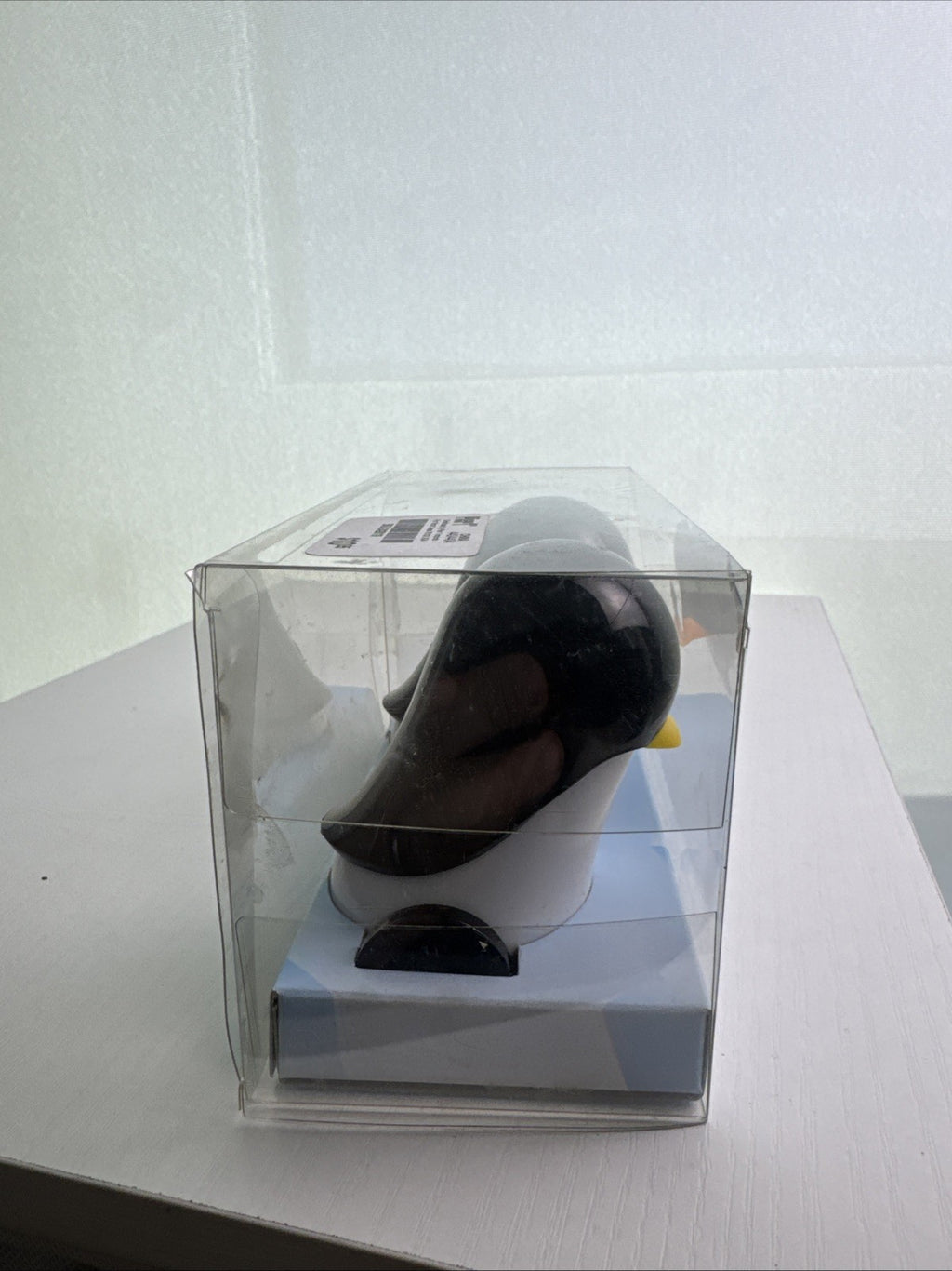 Pier 1 wind-up rolling penguin salt and pepper shakers set in black and white plastic