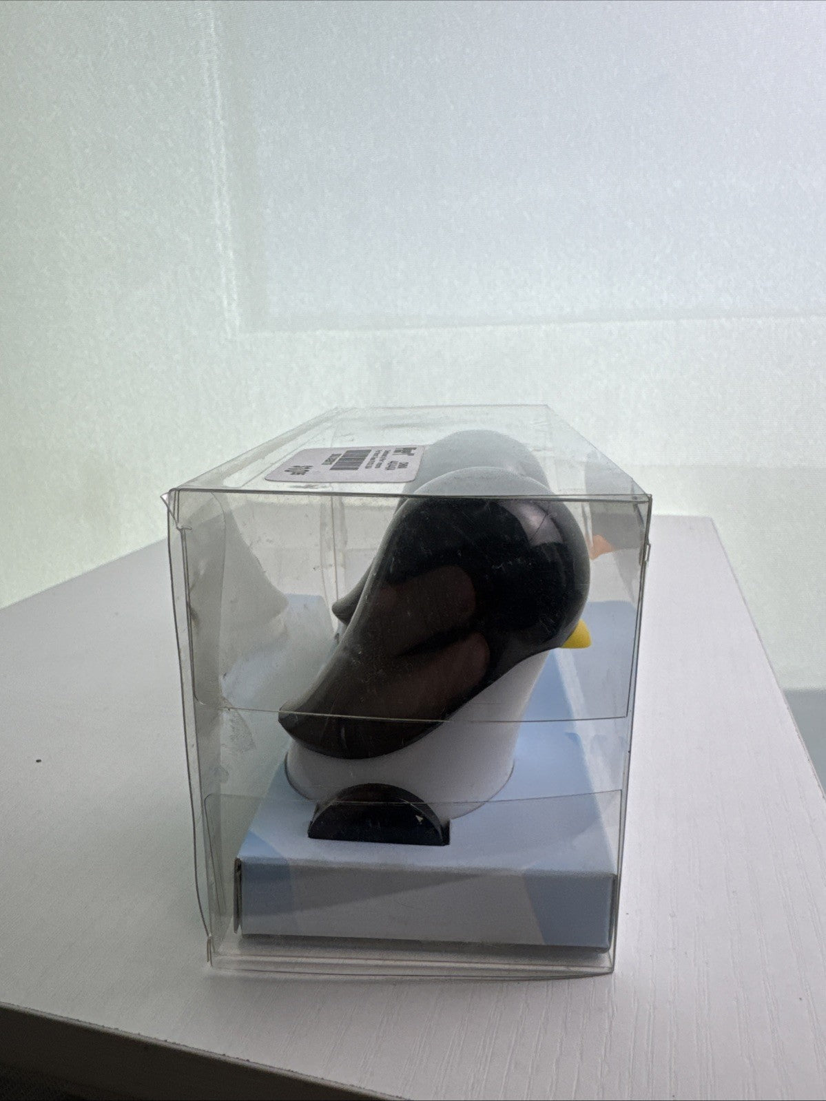 Pier 1 wind-up rolling penguin salt and pepper shakers set in black and white plastic