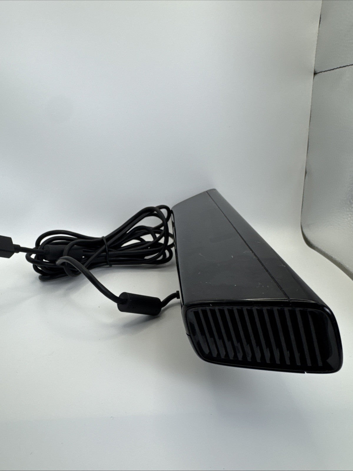 Microsoft Xbox 360 Kinect motion sensor camera in glossy black with 6ft cable