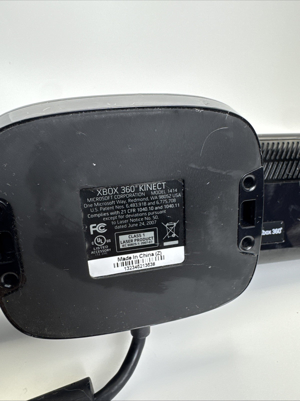Microsoft Xbox 360 Kinect motion sensor camera in glossy black with 6ft cable