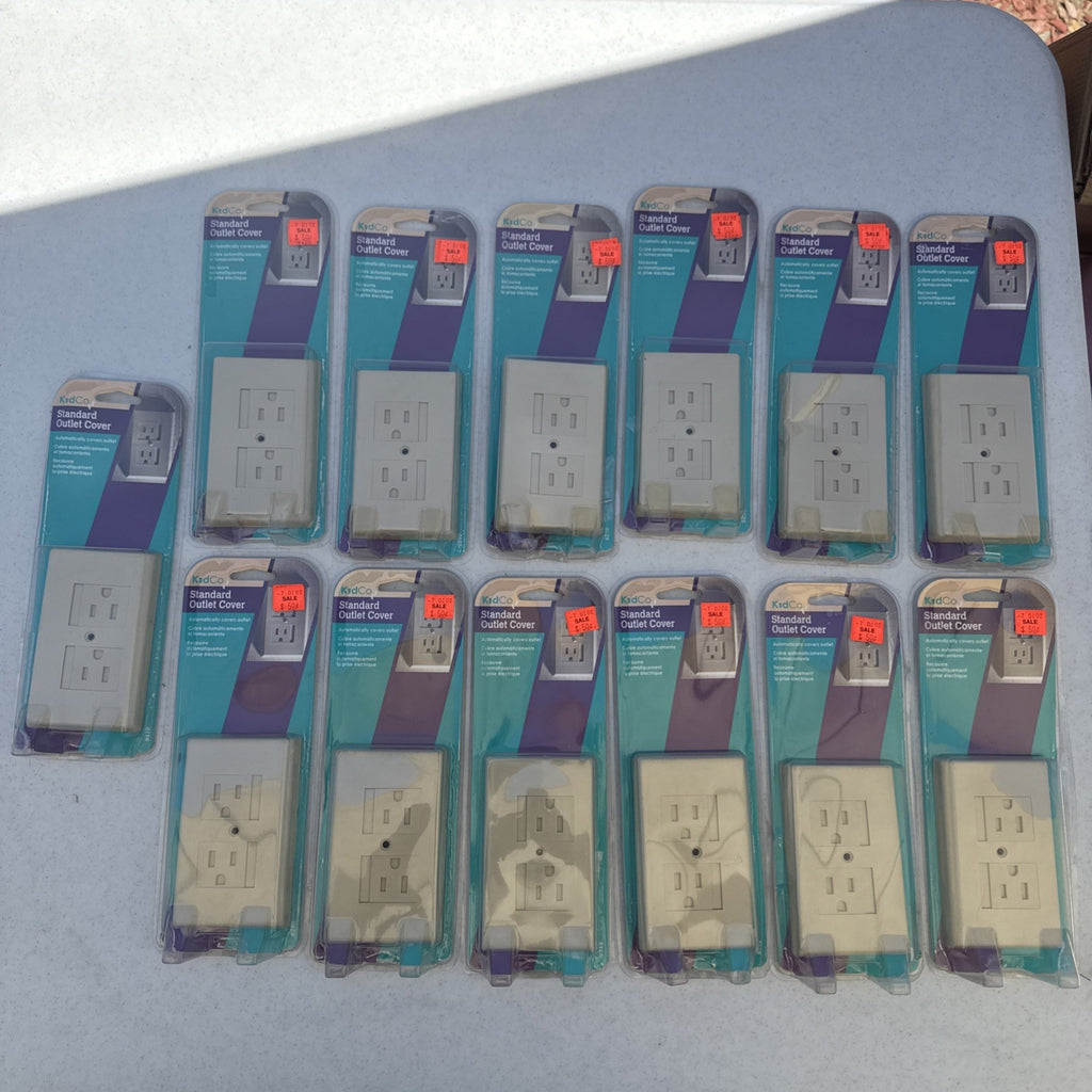 Set of 13 KidCo beige auto-closing safety outlet covers model S210 in open box packaging