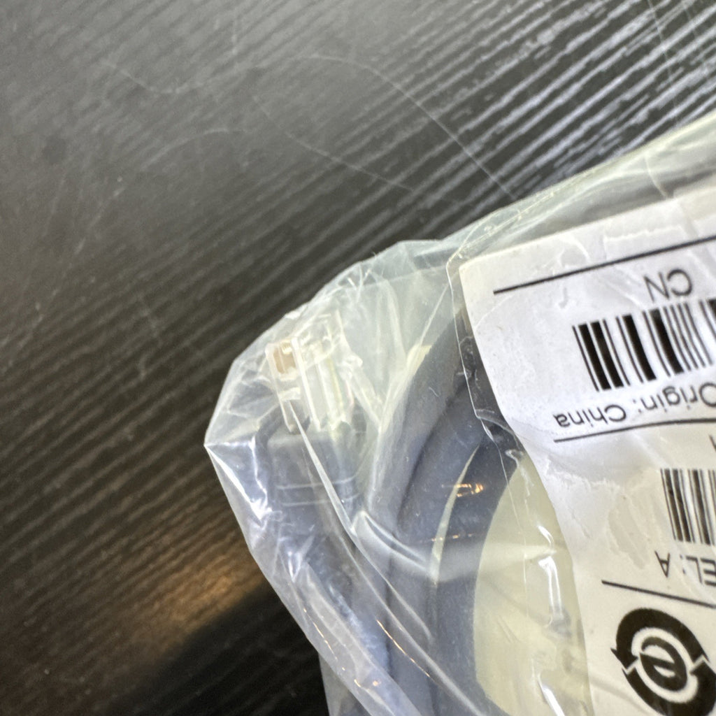 IBM CBA-M04-S07ZAR 7ft straight data transfer cable for IBM 468X and 9X Port 5B systems in new condition.