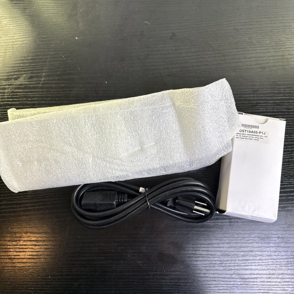 SEC Oasys IPad-SX kitchen display bump bar controller in open box condition with power supply and original box