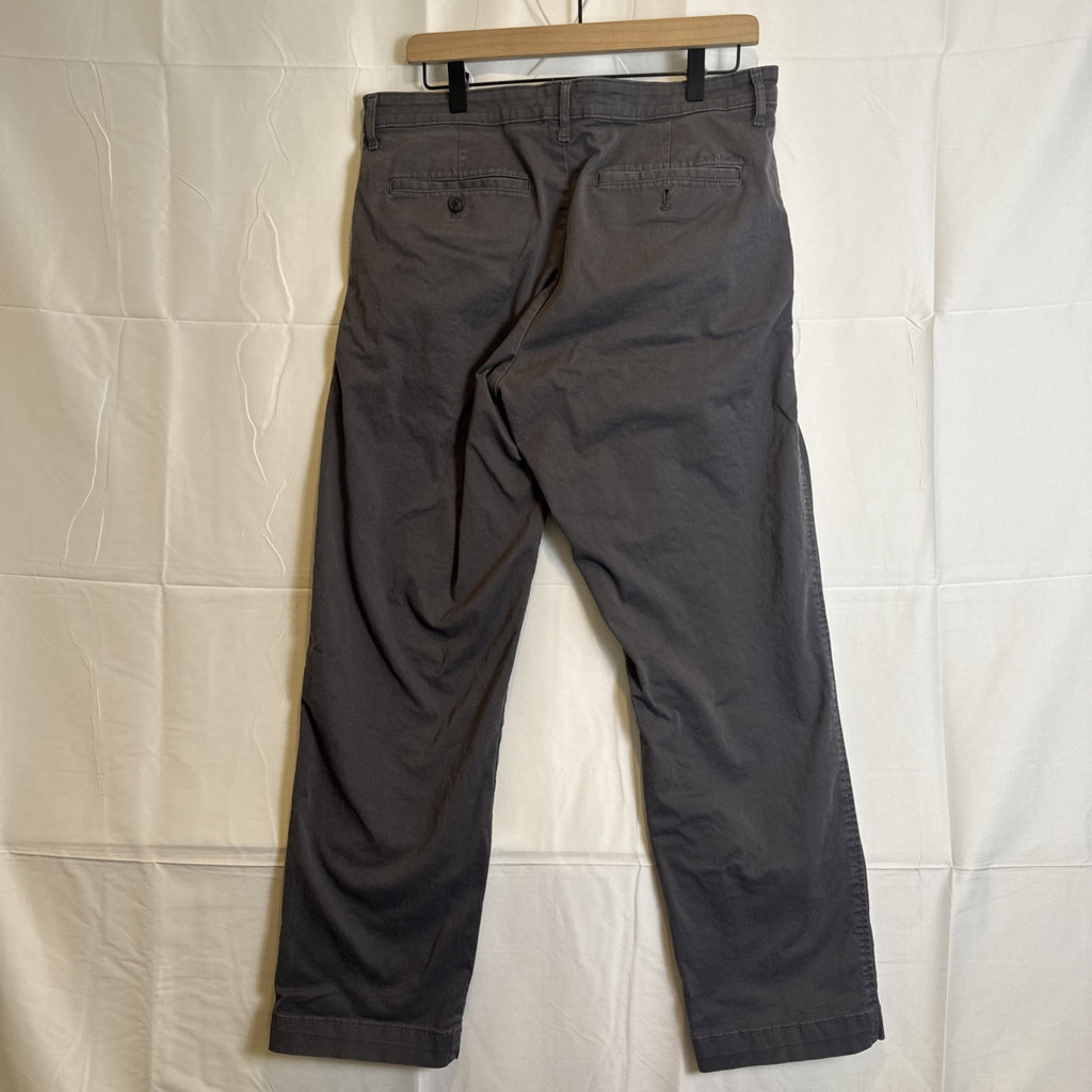 Calvin Klein men's contractor straight leg pants in black and gray, size 34x29.