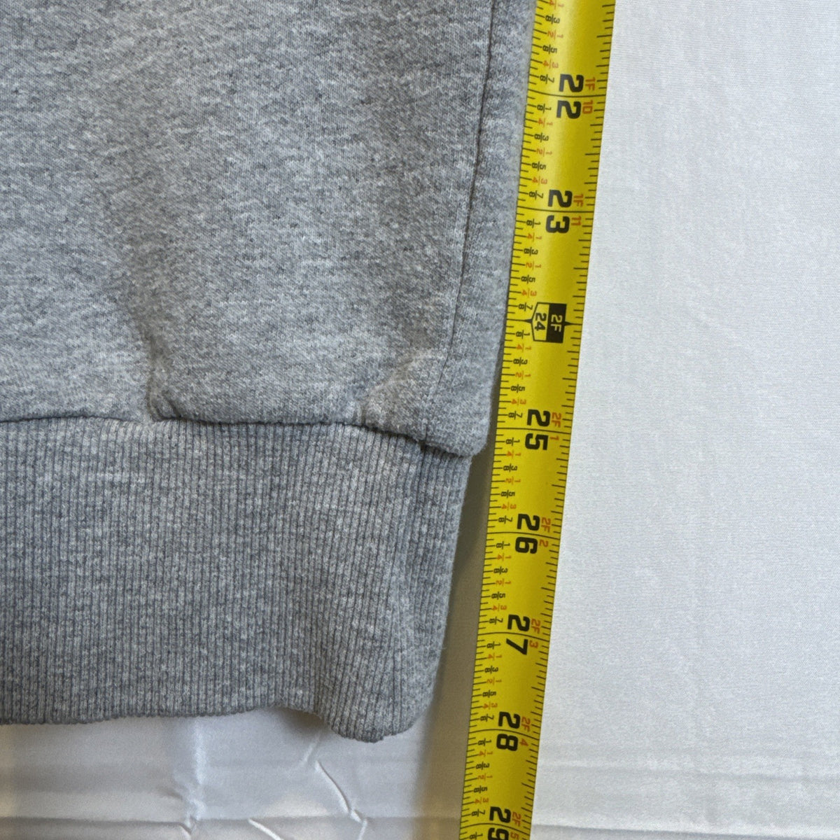 Champion men's gray cotton blend fleece sweatpants in size Large with drawstring elastic waist and logo.