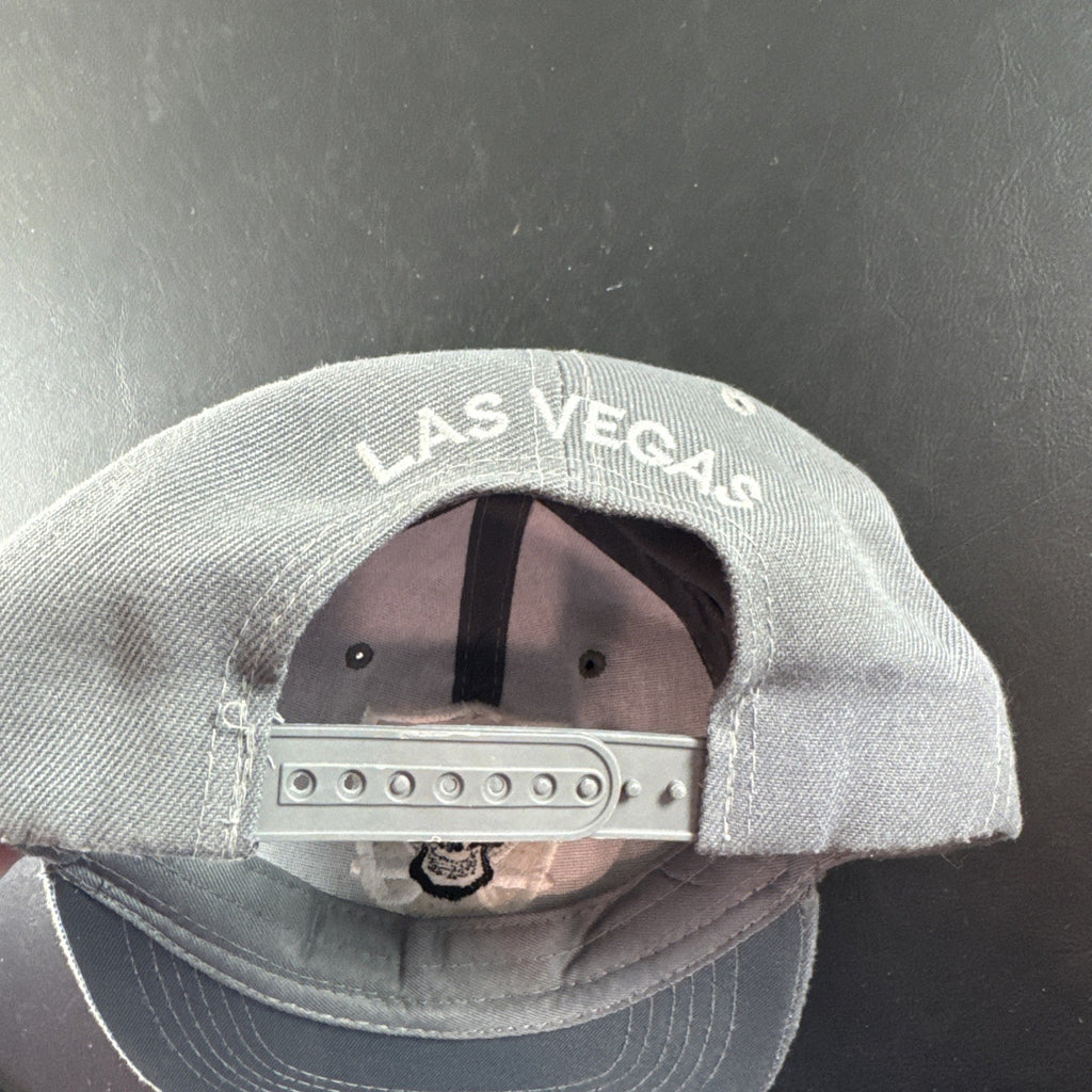 Gray Wynn Las Vegas Raiders Headline CrossSword snapback hat cap