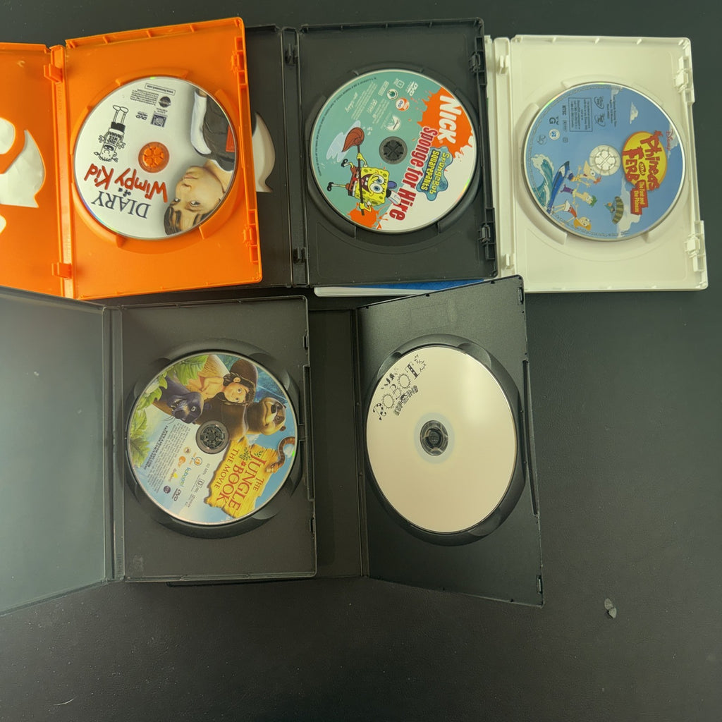 Set of 5 children's family DVDs including Diary of a Wimpy Kid, SpongeBob SquarePants, and Robots.