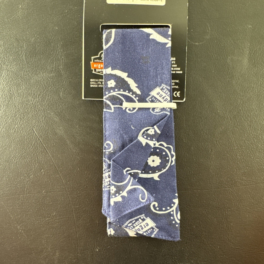 Ergodyne Chill-Its 6700 evaporative cooling triangle bandana 2-pack with tie closure in brand new condition