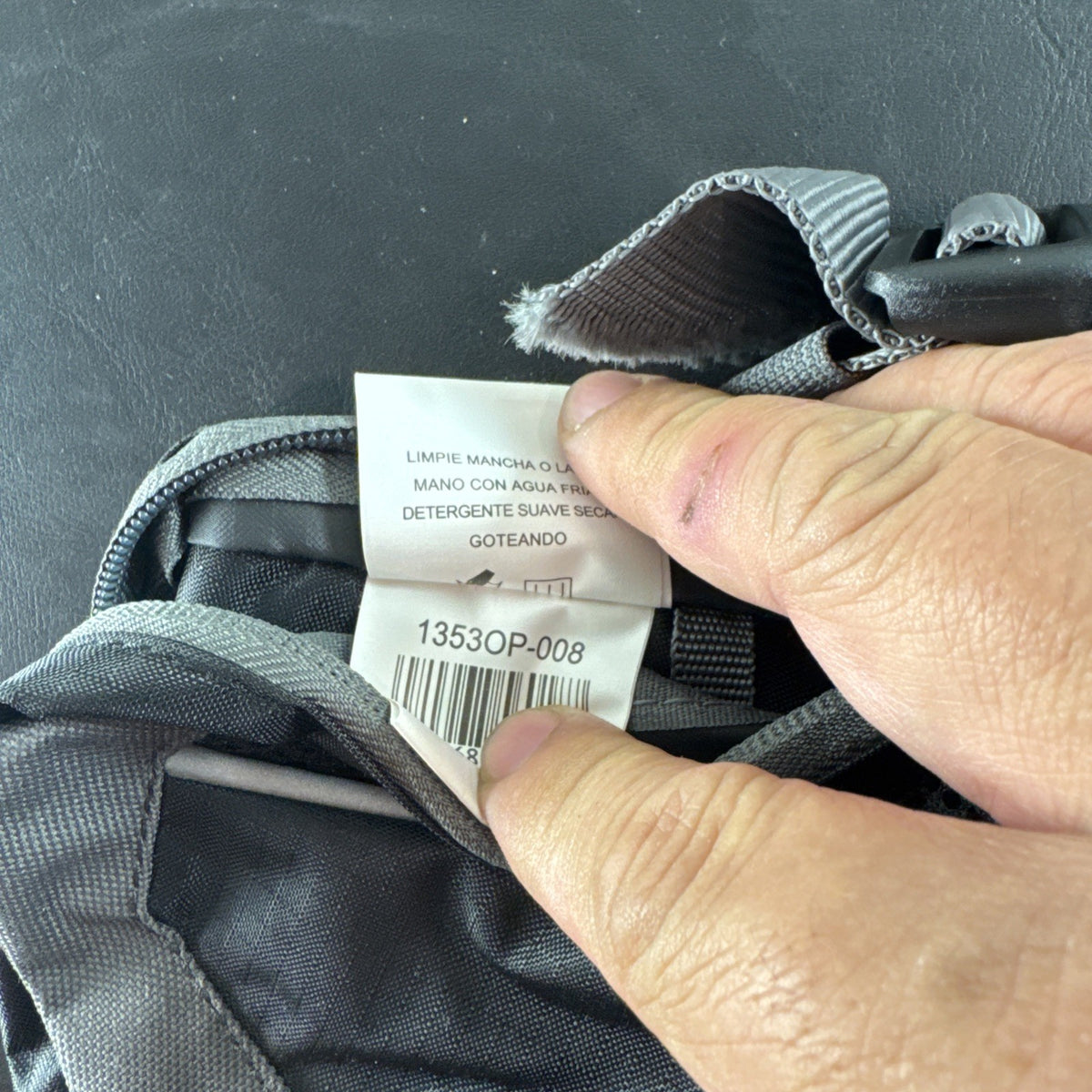 Pre-owned Outdoor Products Interval Adventure 8.0 hiking waist pack with built-in water bottle holder