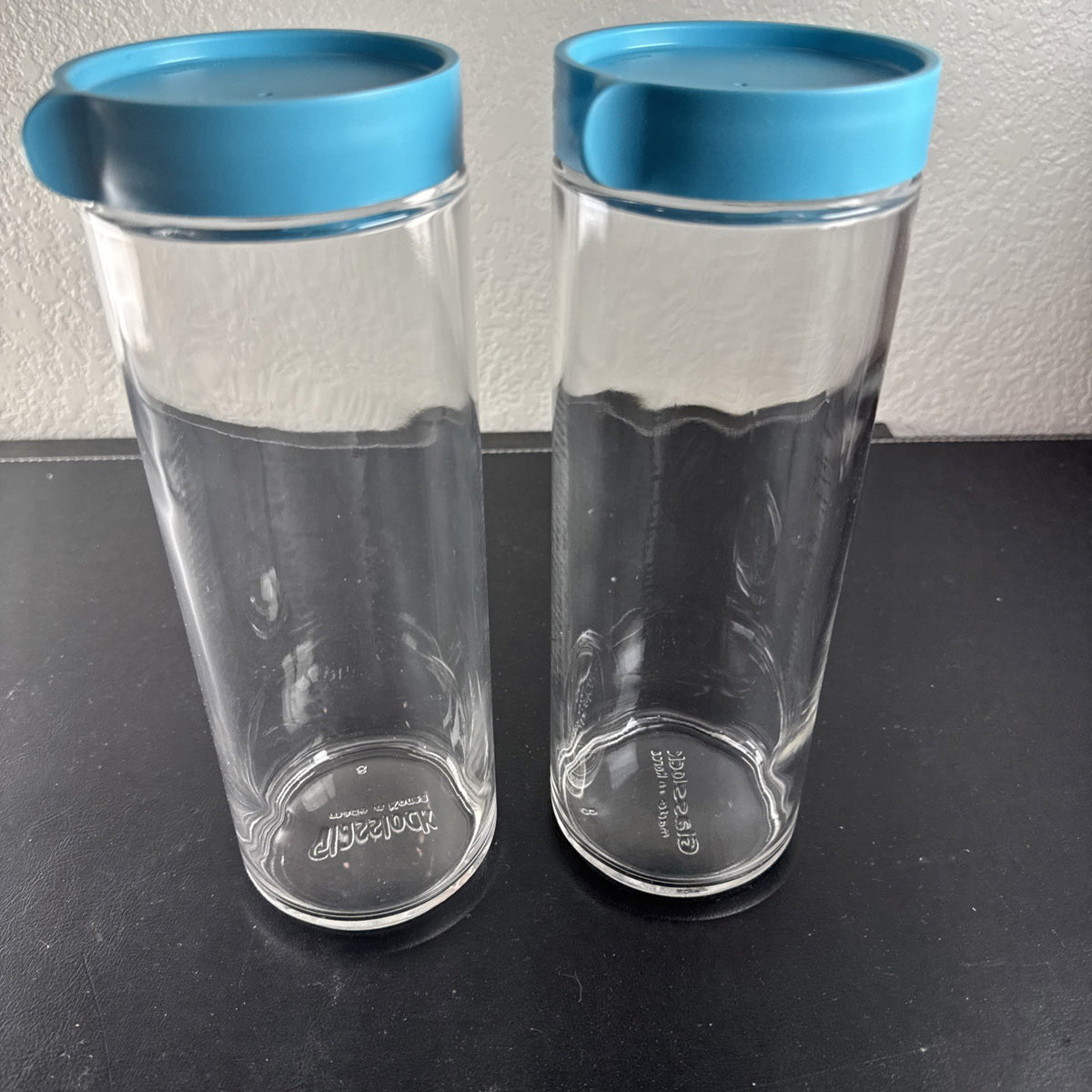Glasslock 2-pack 1050mL round clear glass food storage canisters with blue lids