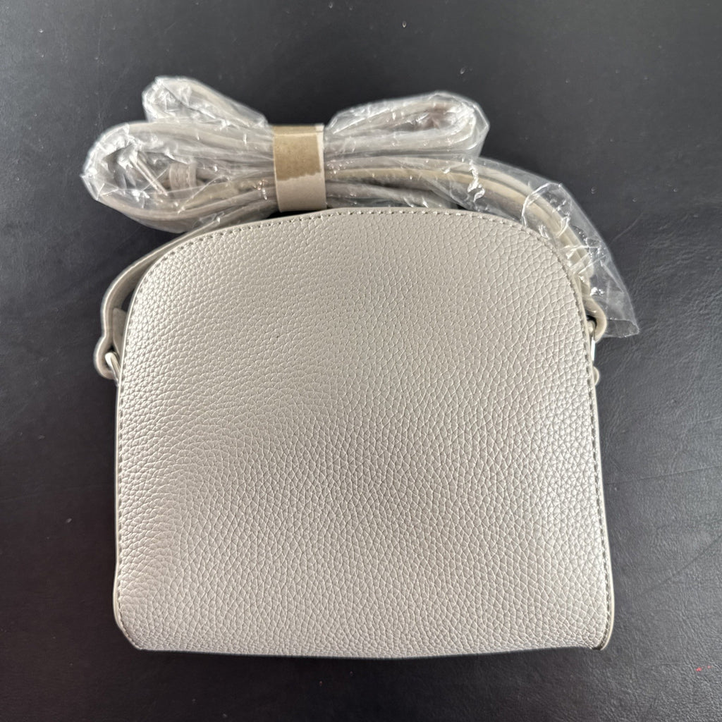 Jessica Moore light gray pebbled faux leather small crossbody bag with silver hardware