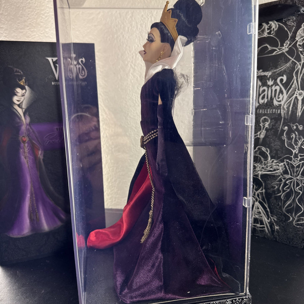 Disney Villains Designer Collection Evil Queen limited edition doll number 00928 in original acrylic display box