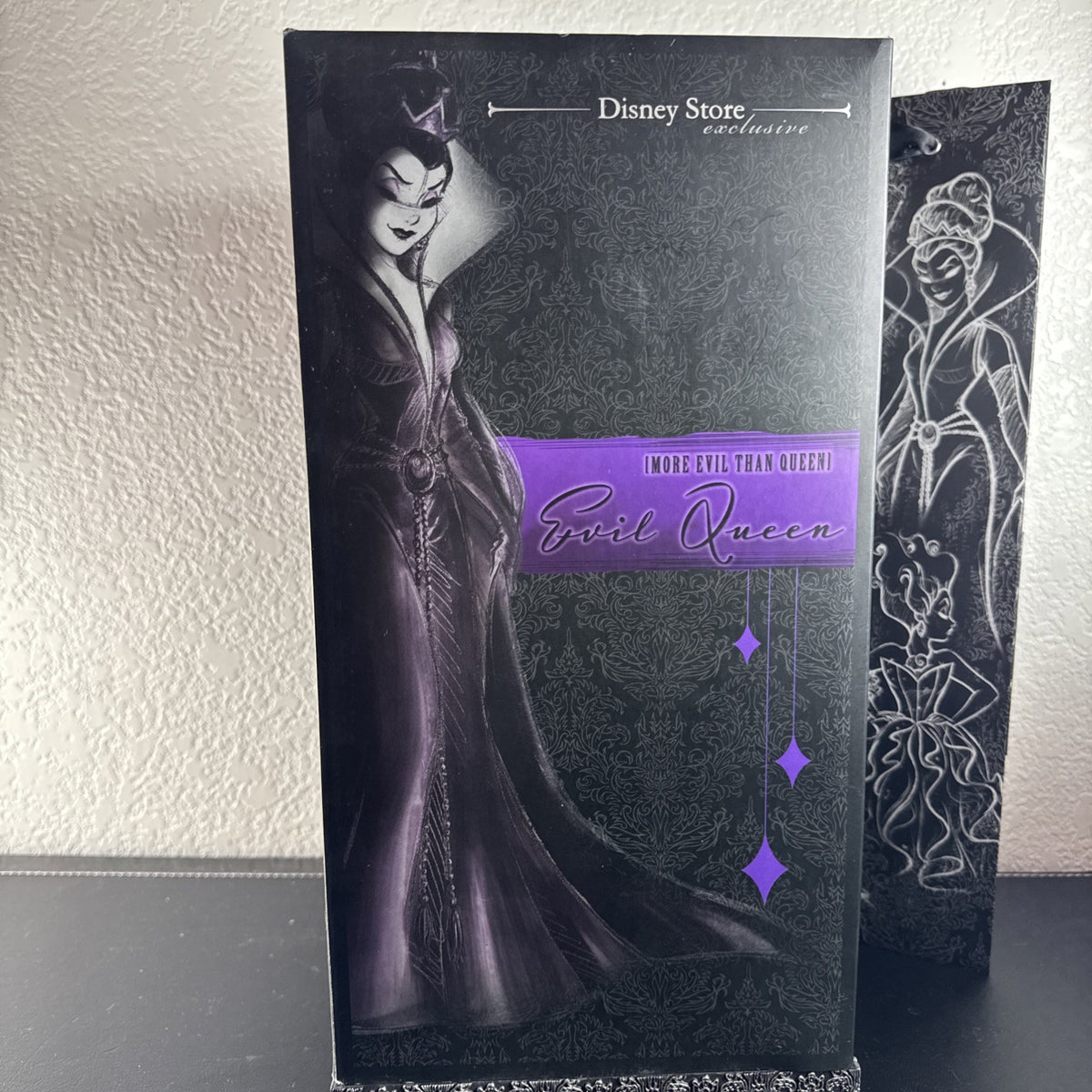 Disney Villains Designer Collection Evil Queen limited edition doll number 00928 in original acrylic display box