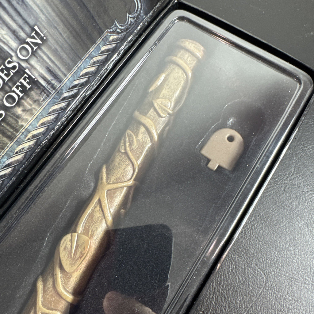 The Noble Collection 14-inch Harry Potter Dumbledore Illuminating Light Up Wand in new condition
