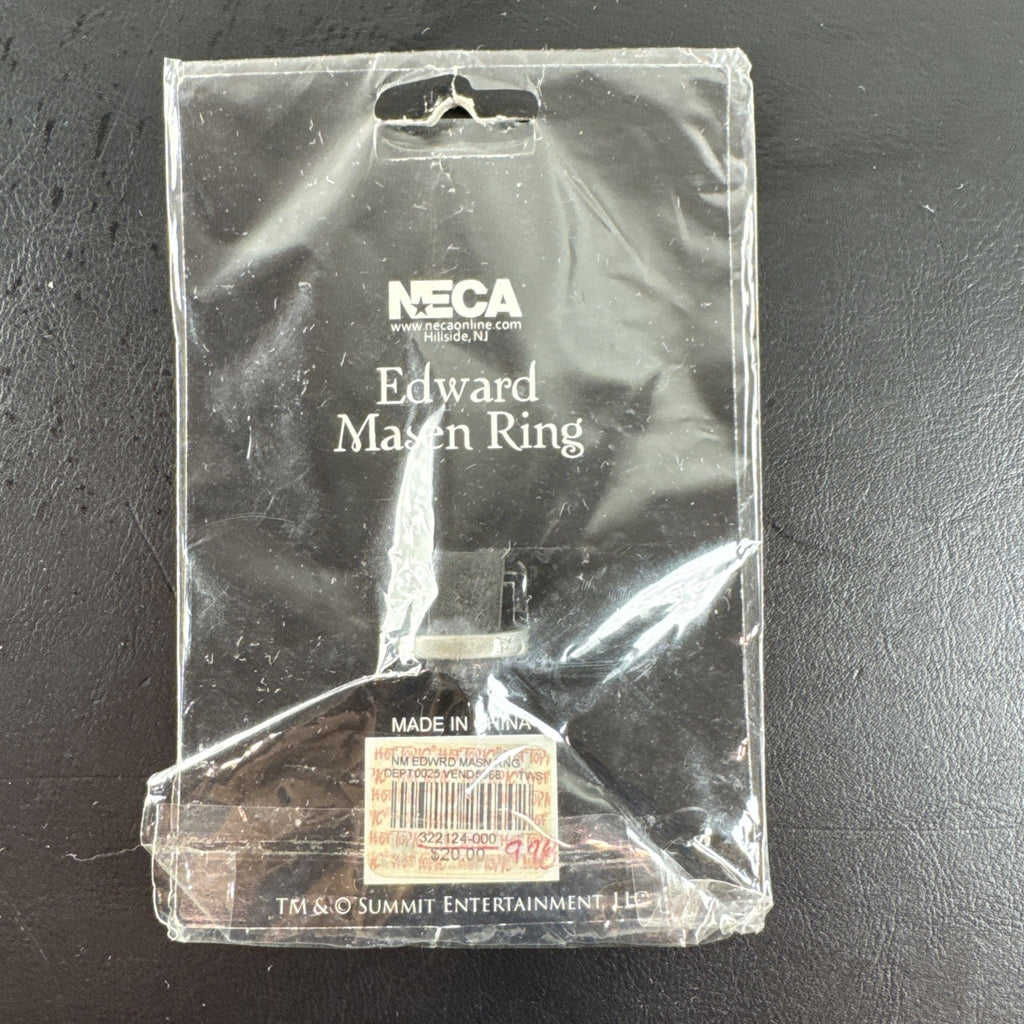 NECA Twilight Saga New Moon Edward Masen ring prop replica sealed in original 2010 packaging