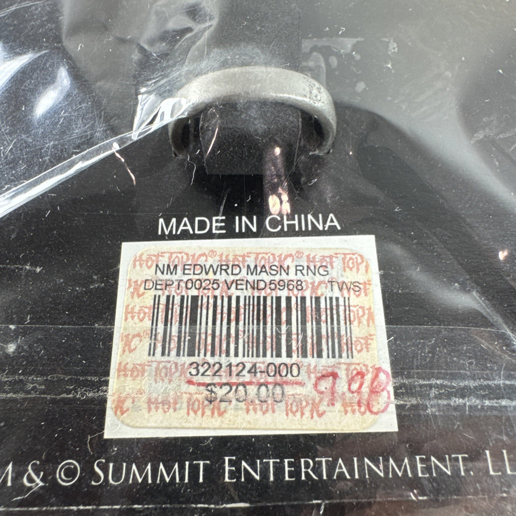 NECA Twilight Saga New Moon Edward Masen ring prop replica sealed in original 2010 packaging