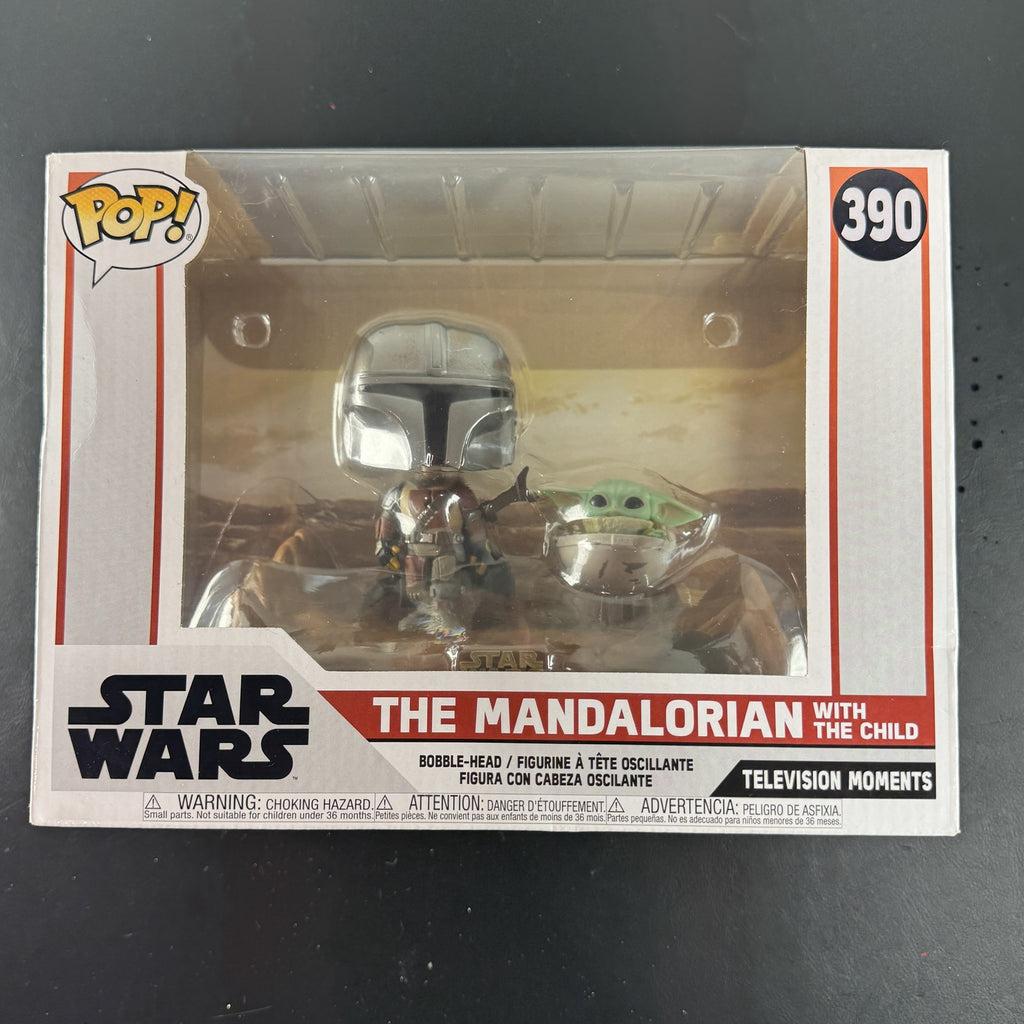 Funko Pop! Moments Star Wars The Mandalorian with The Child vinyl figure diorama #390 in original box