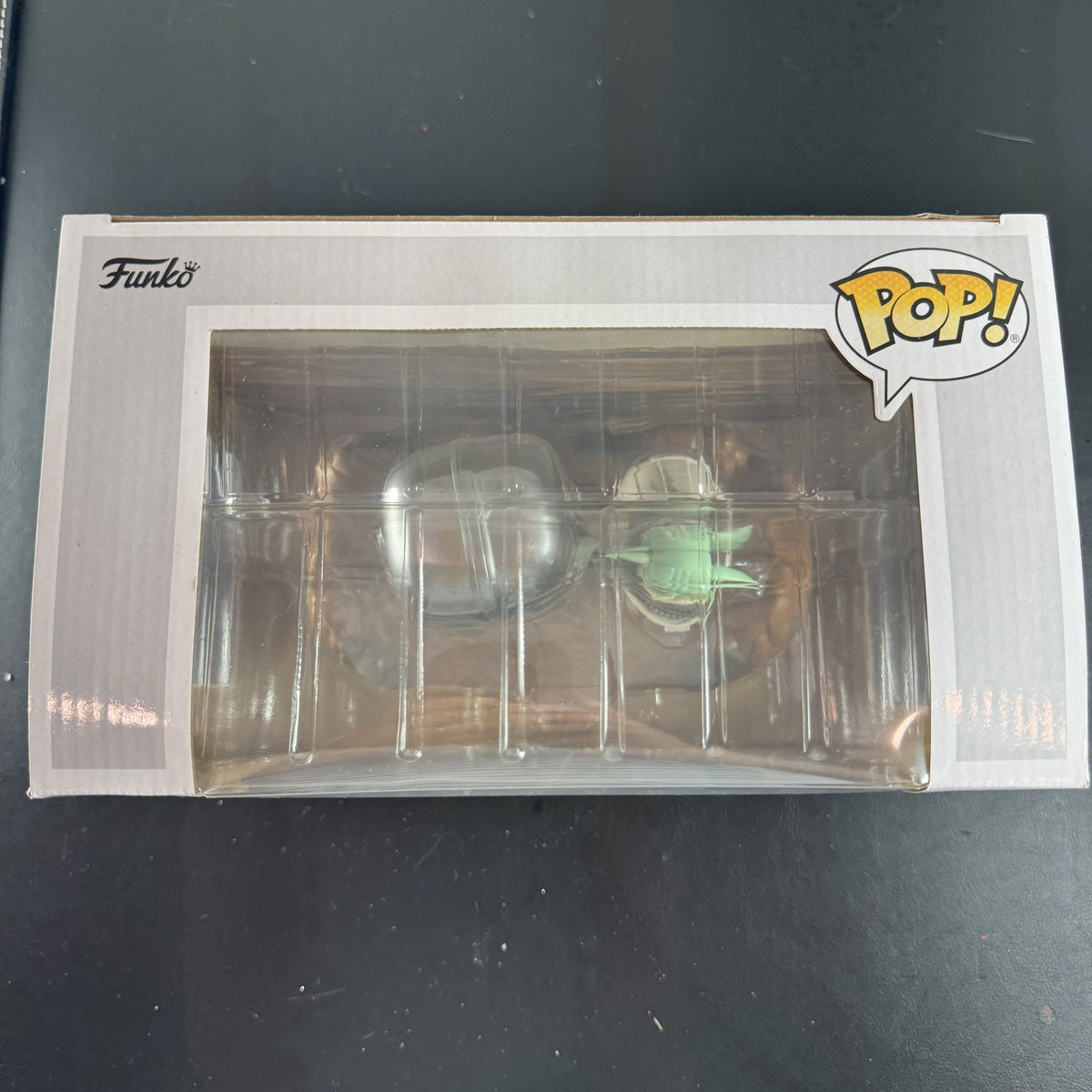Funko Pop! Moments Star Wars The Mandalorian with The Child vinyl figure diorama #390 in original box