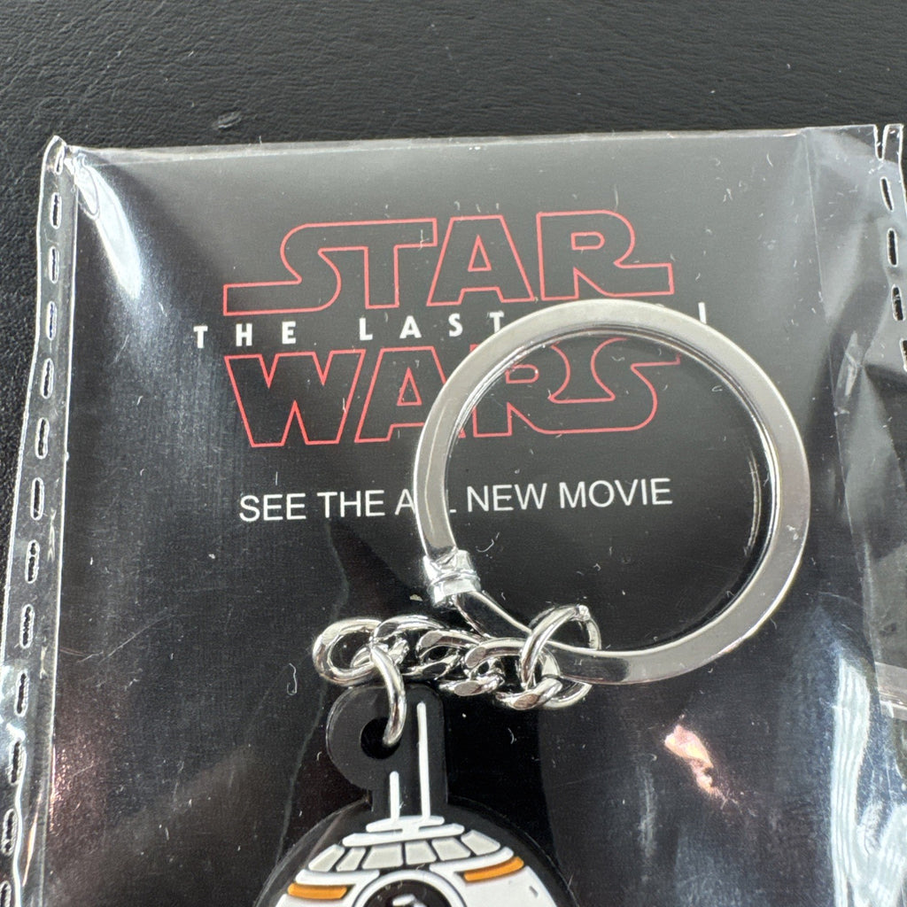 Sealed Star Wars The Last Jedi BB-8 rubber keychain in original packaging with metal ring and backing card.