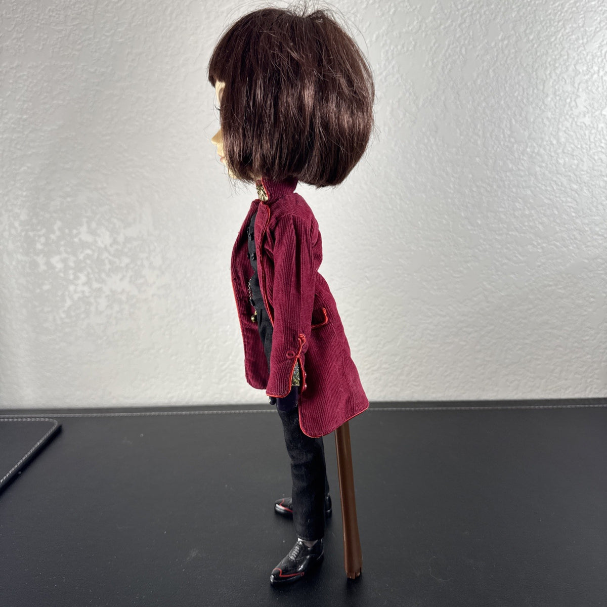 Taeyang Willy Wonka 14-inch loose doll wearing burgundy corduroy coat and holding walking stick