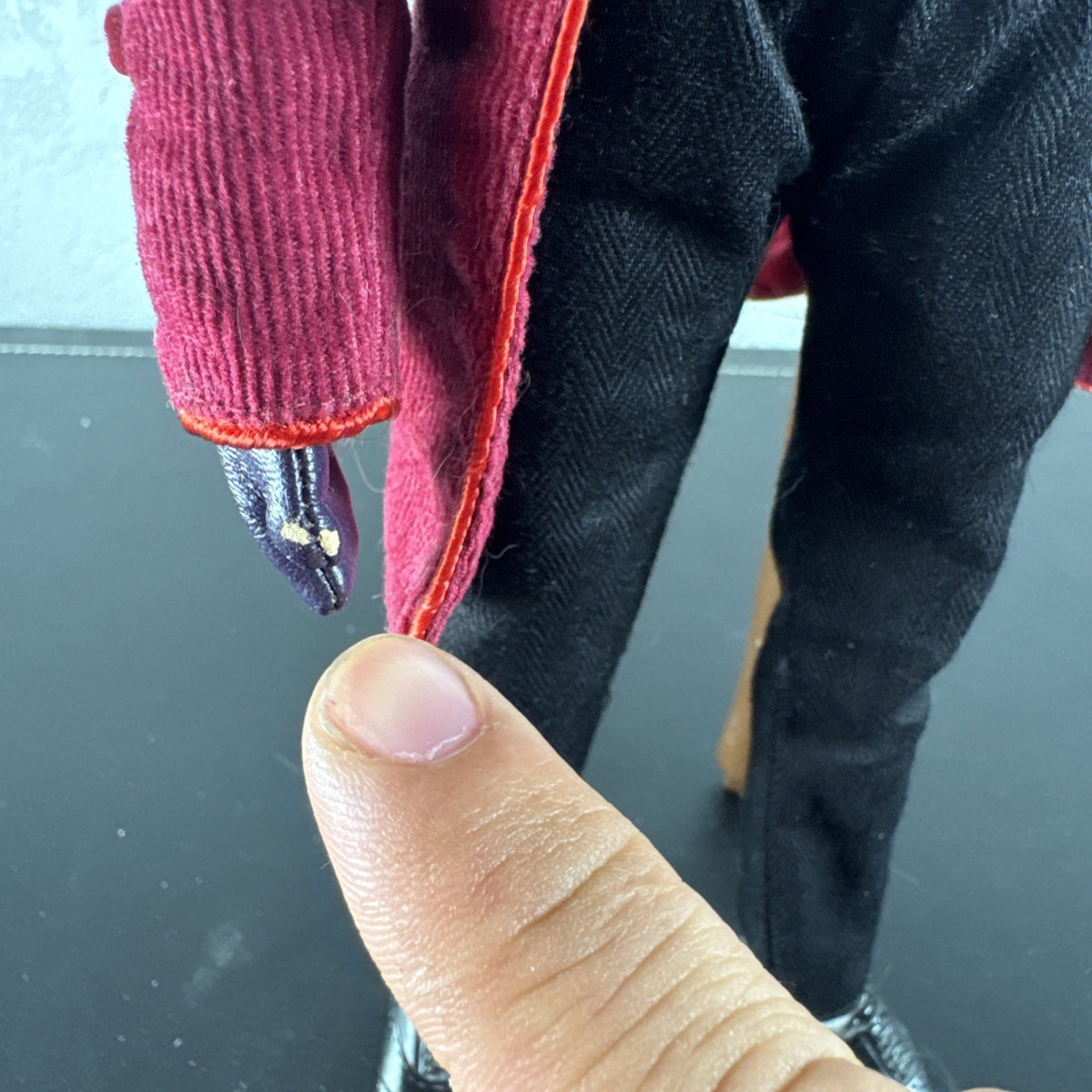 Taeyang Willy Wonka 14-inch loose doll wearing burgundy corduroy coat and holding walking stick