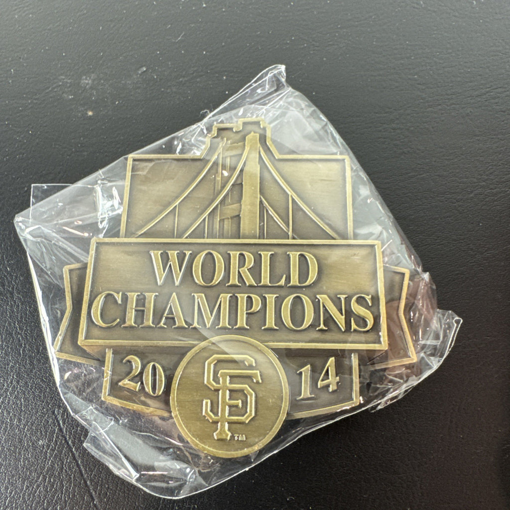 San Francisco Giants 2014 World Champions MLB belt buckle in new condition