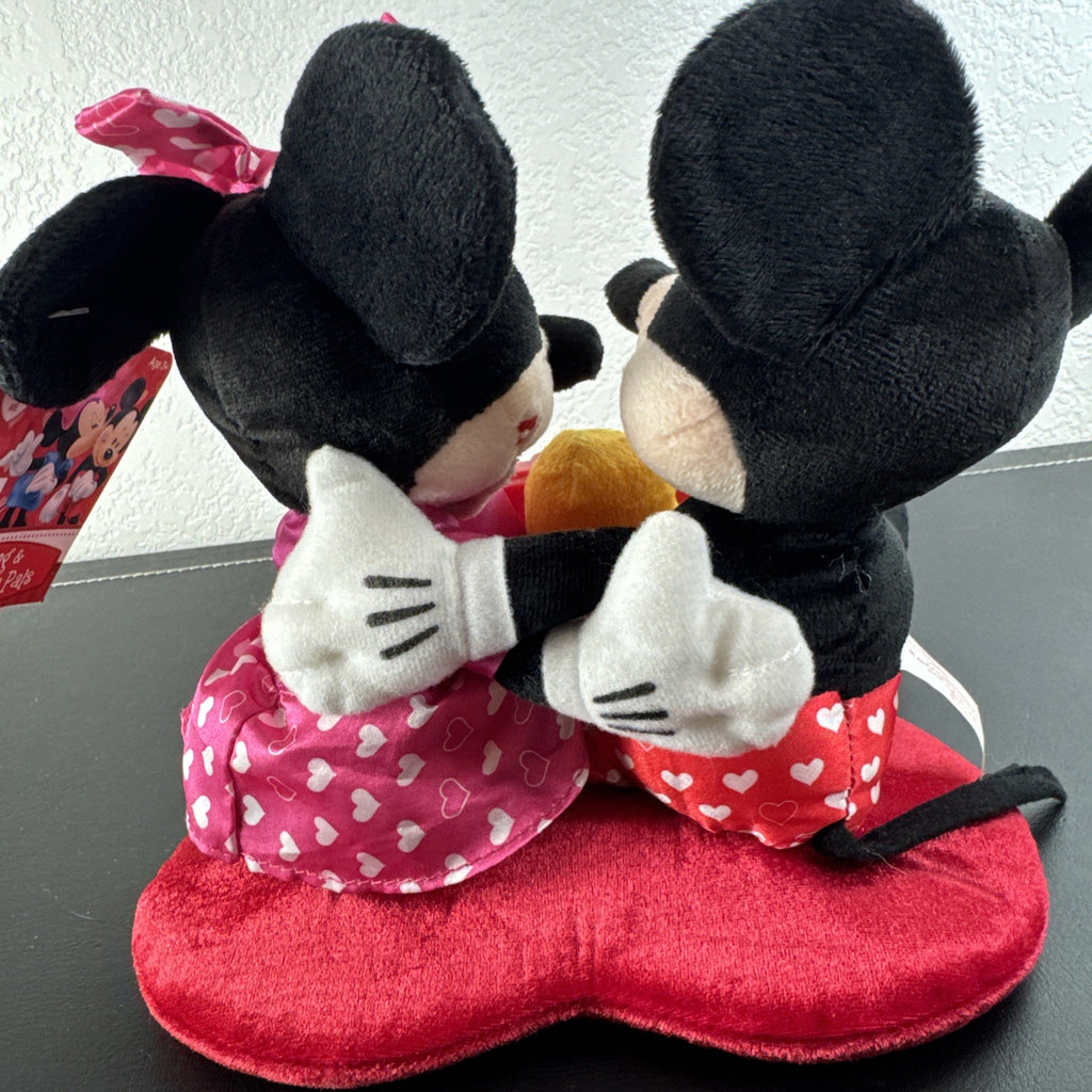 Disney Mickey and Minnie Mouse Love Pals Valentine plush set with light-up and kissing sound features.