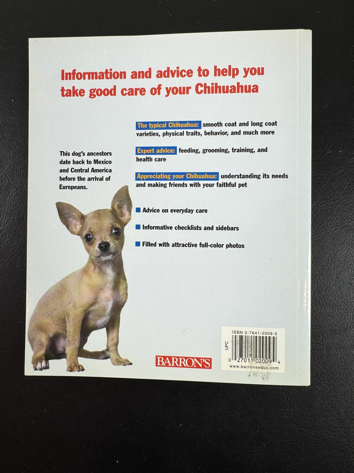 Front cover of Chihuahuas A Complete Pet Owner's Manual paperback book by D. Caroline Coile Barron's 1995