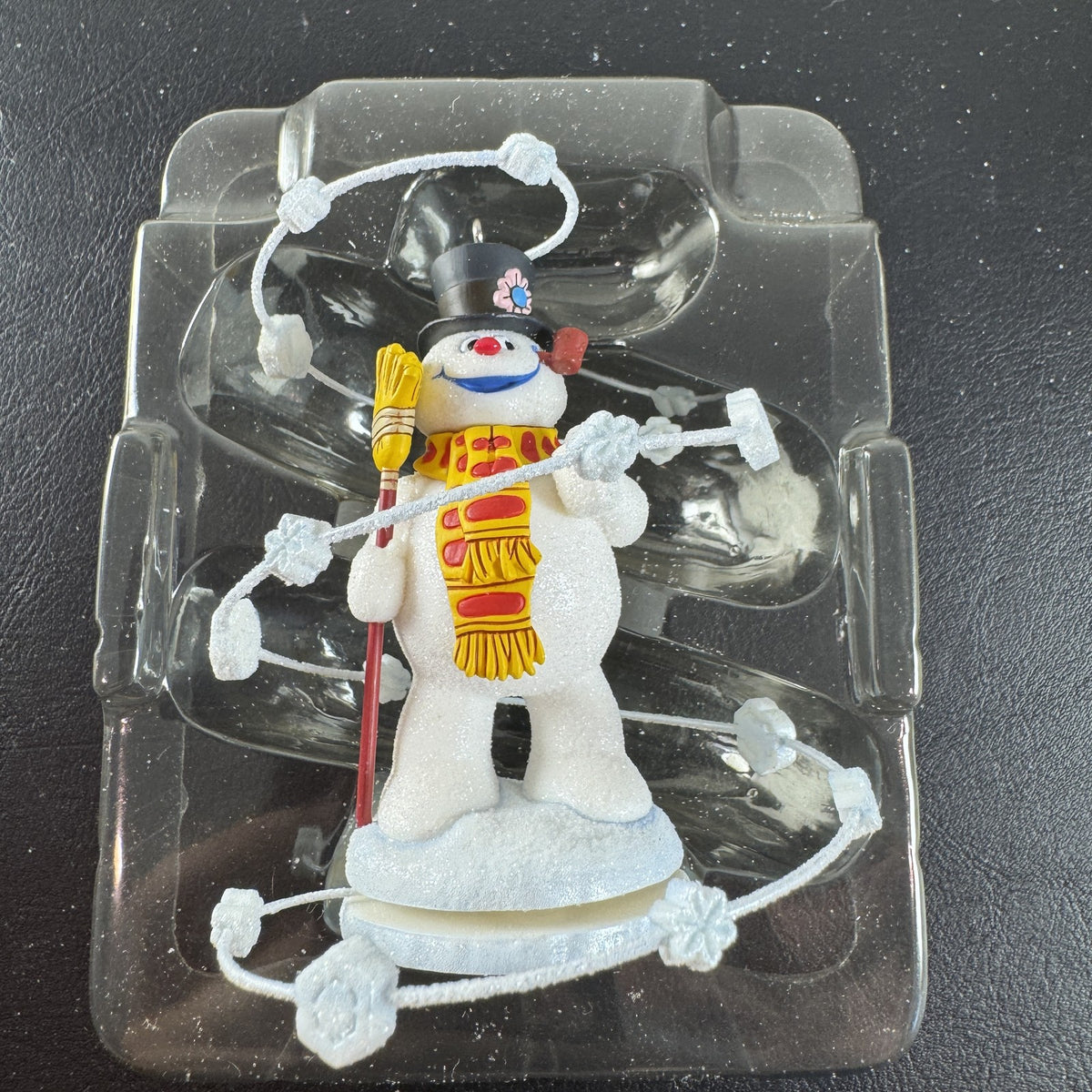 Hallmark Keepsake 2007 Frosty the Snowman ornament designed by Nello Williams in original box