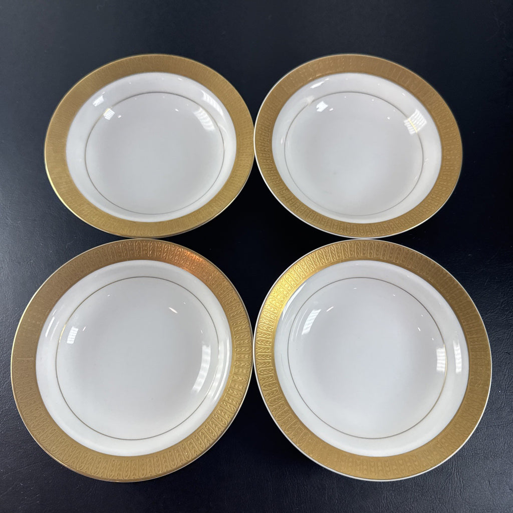 Set of 4 vintage Sango Georgetown fine china 5.5-inch dessert bowls with gold trim made in Japan.