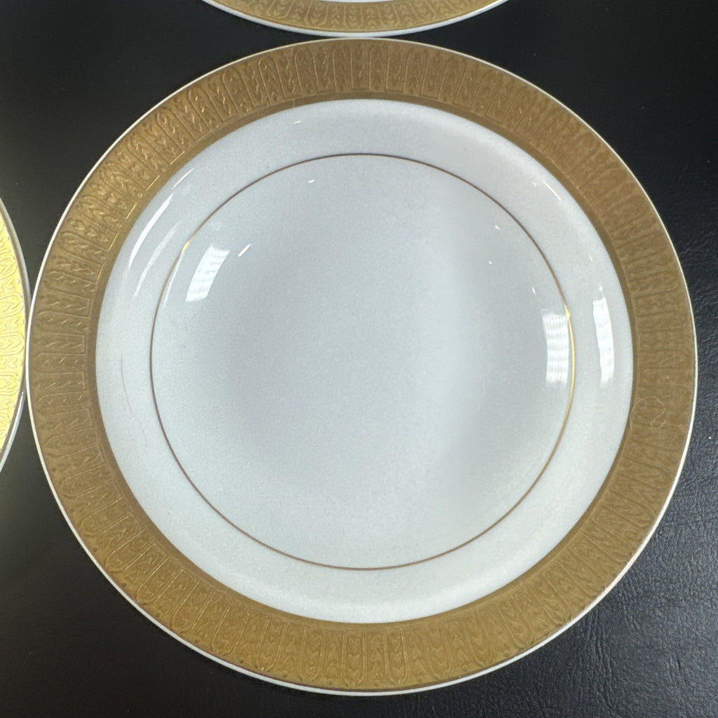 Set of 4 vintage Sango Georgetown fine china 5.5-inch dessert bowls with gold trim made in Japan.