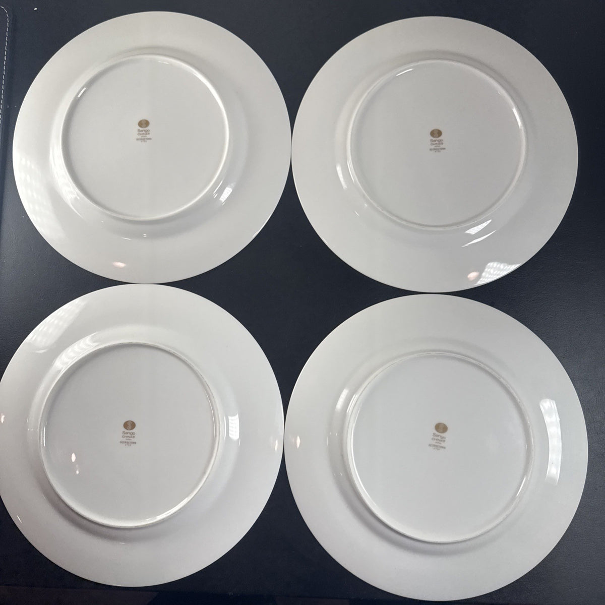 Set of 4 vintage Sango Georgetown pattern 3755 fine china dinner plates with heavy gold trim, 10.5 inch diameter.