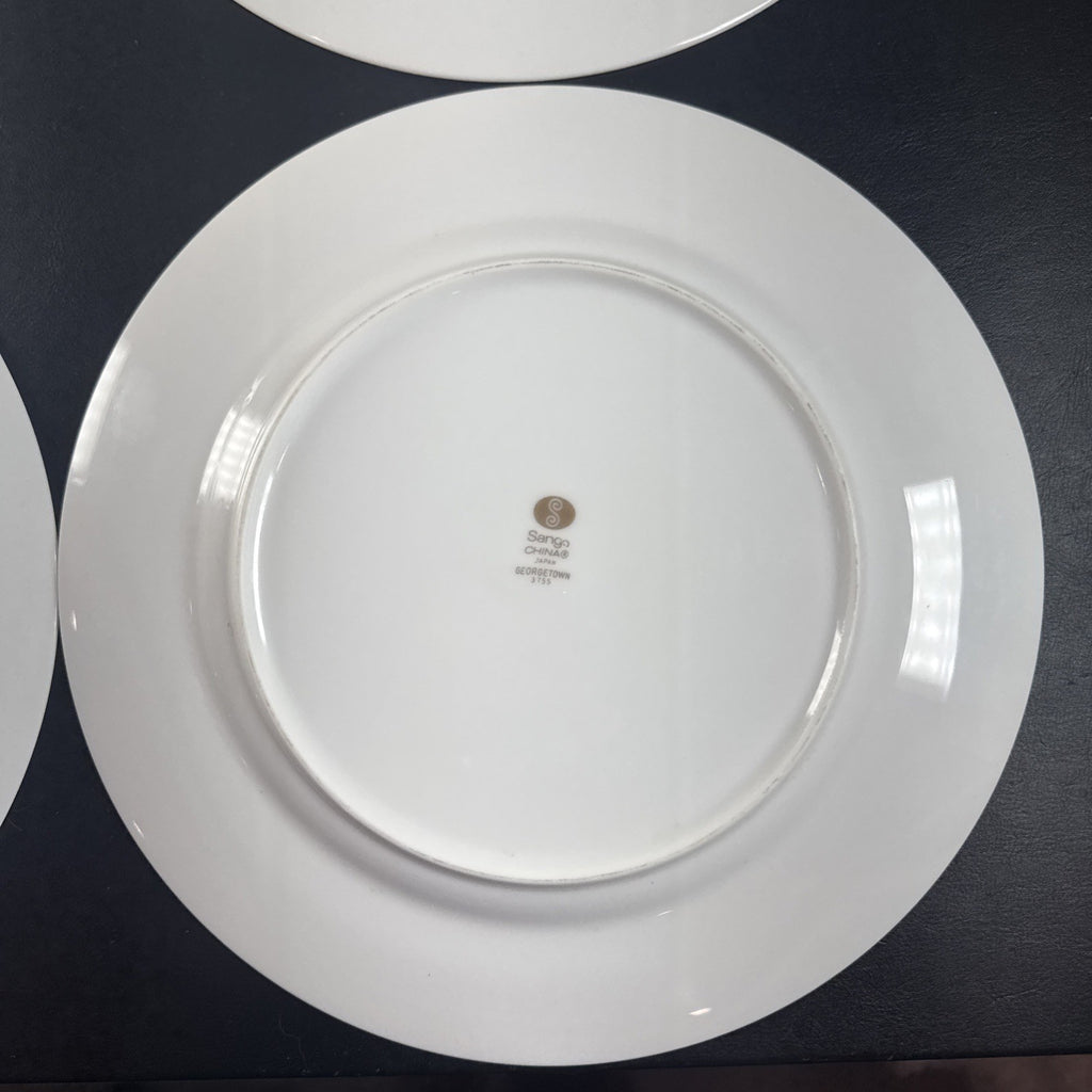 Set of 4 vintage Sango Georgetown pattern 3755 fine china dinner plates with heavy gold trim, 10.5 inch diameter.