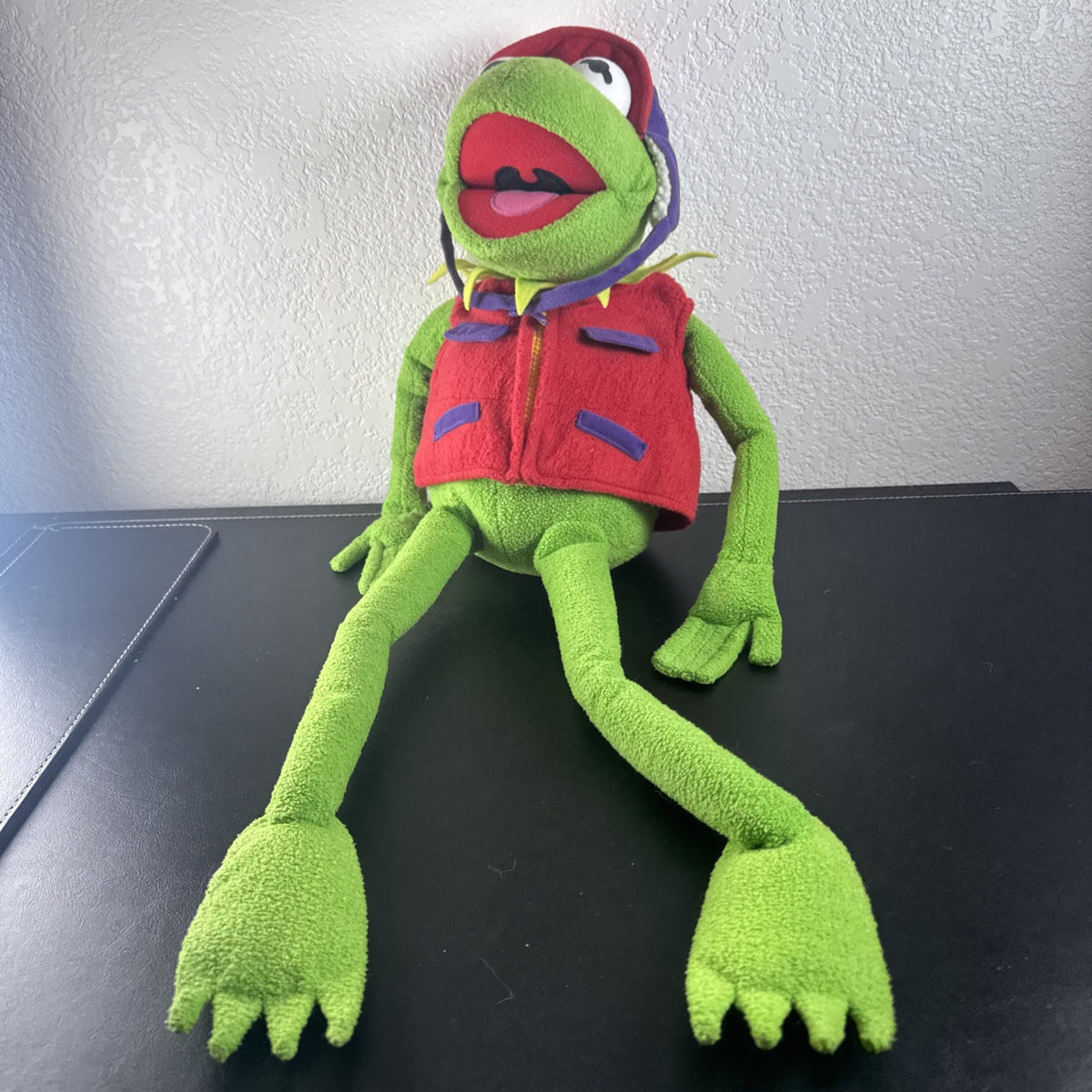 Macy's Exclusive 2002 Kermit the Frog 27 inch green plush toy wearing jacket