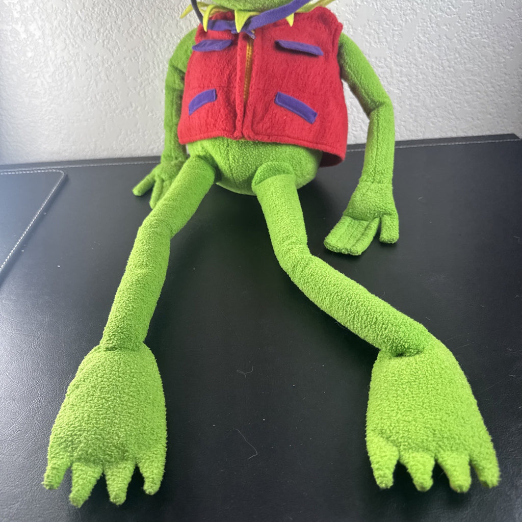 Macy's Exclusive 2002 Kermit the Frog 27 inch green plush toy wearing jacket