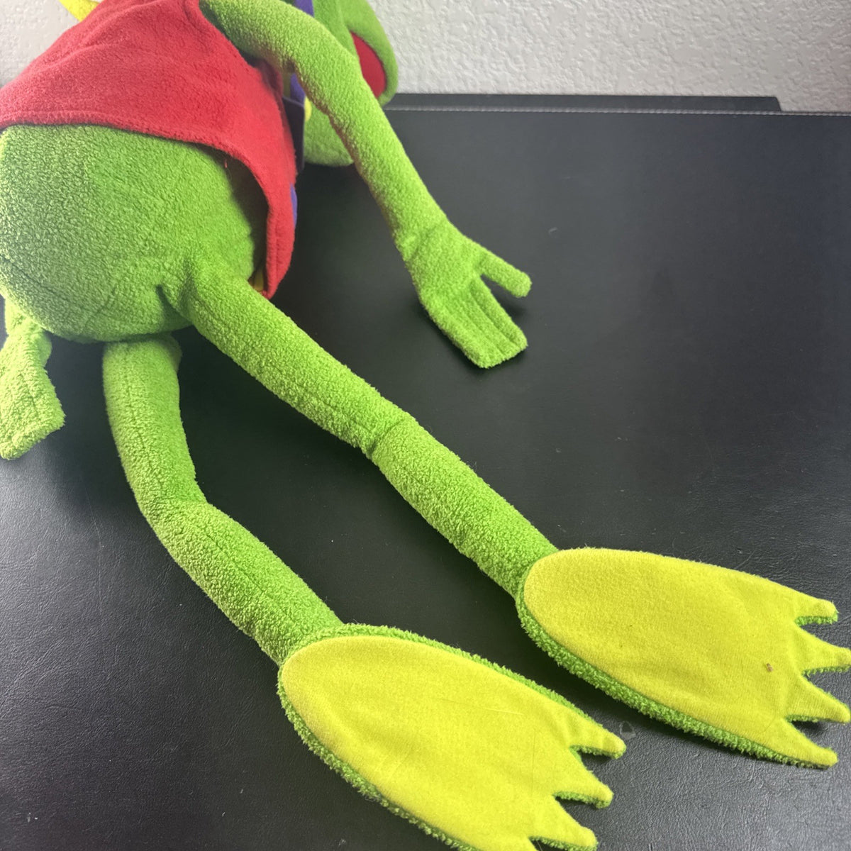 Macy's Exclusive 2002 Kermit the Frog 27 inch green plush toy wearing jacket