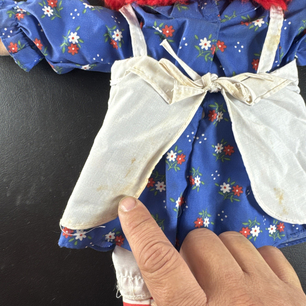 Vintage 1987 Playskool Raggedy Ann 18 inch cloth rag doll in blue dress and white apron