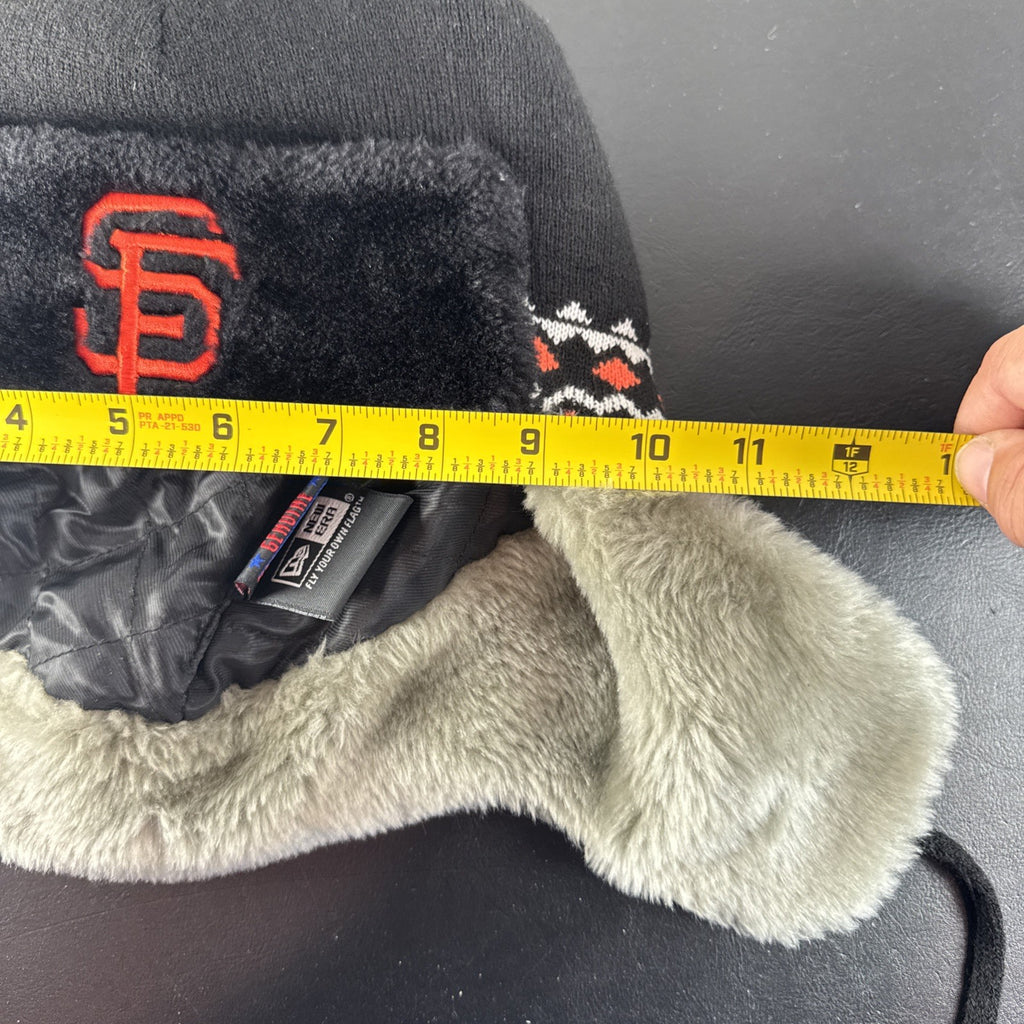 San Francisco Giants promotional trapper hat by Danbury Mint featuring the official MLB team logo.