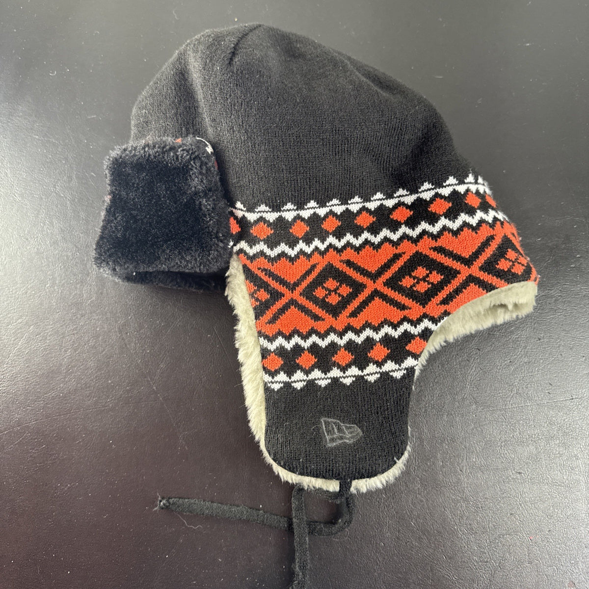 San Francisco Giants promotional trapper hat by Danbury Mint featuring the official MLB team logo.