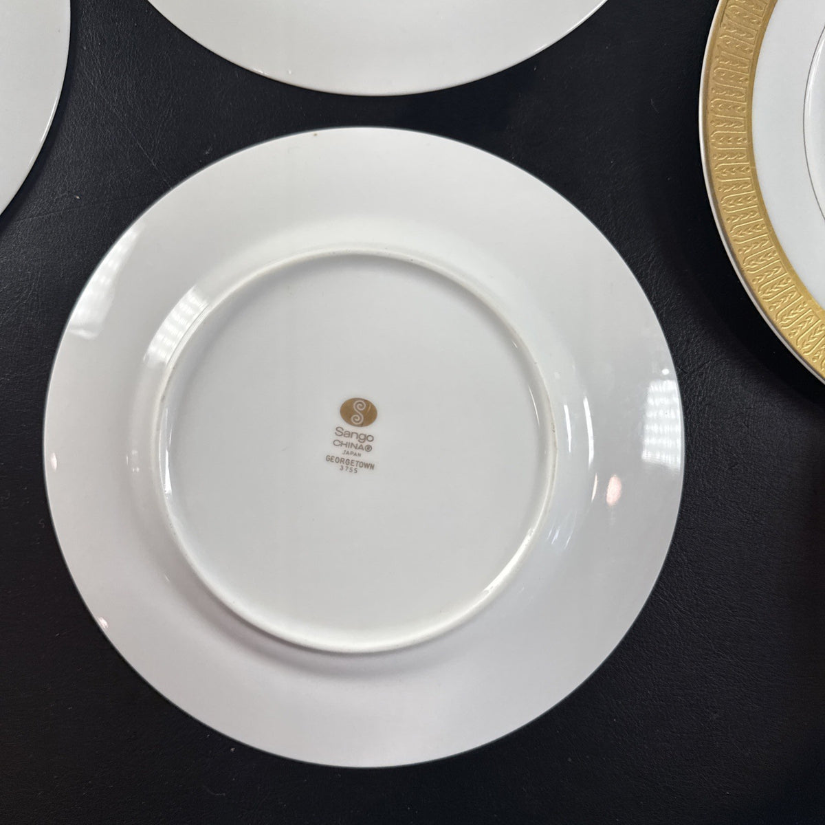 Set of six 8-inch Sango Georgetown 3755 fine china salad plates with gold trim made in Japan