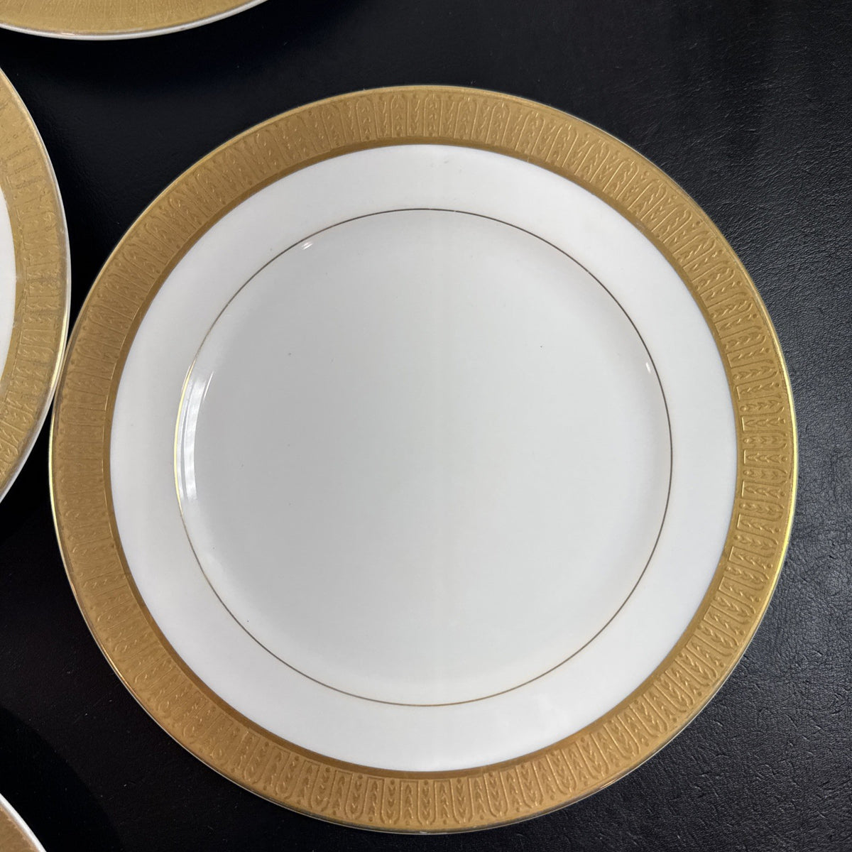 Set of six 8-inch Sango Georgetown 3755 fine china salad plates with gold trim made in Japan