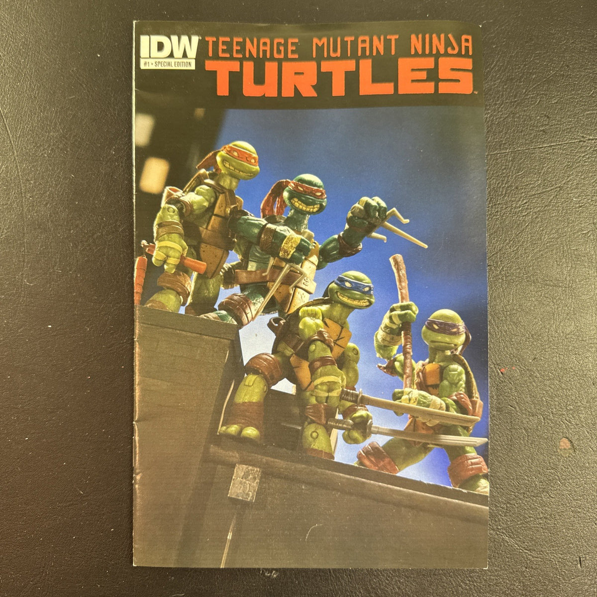 Front cover of the SDCC 2012 Teenage Mutant Ninja Turtles IDW #1 ashcan special edition comic book.