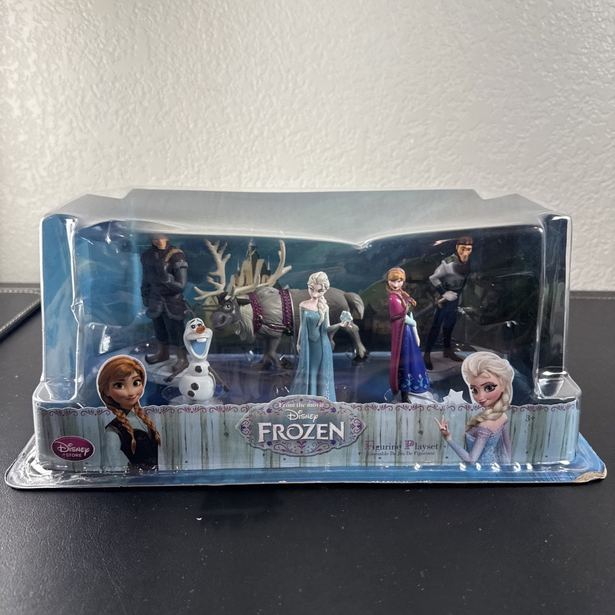 New unopened 2015 Disney Store Frozen 6-piece plastic figure play set with 5-inch character figures