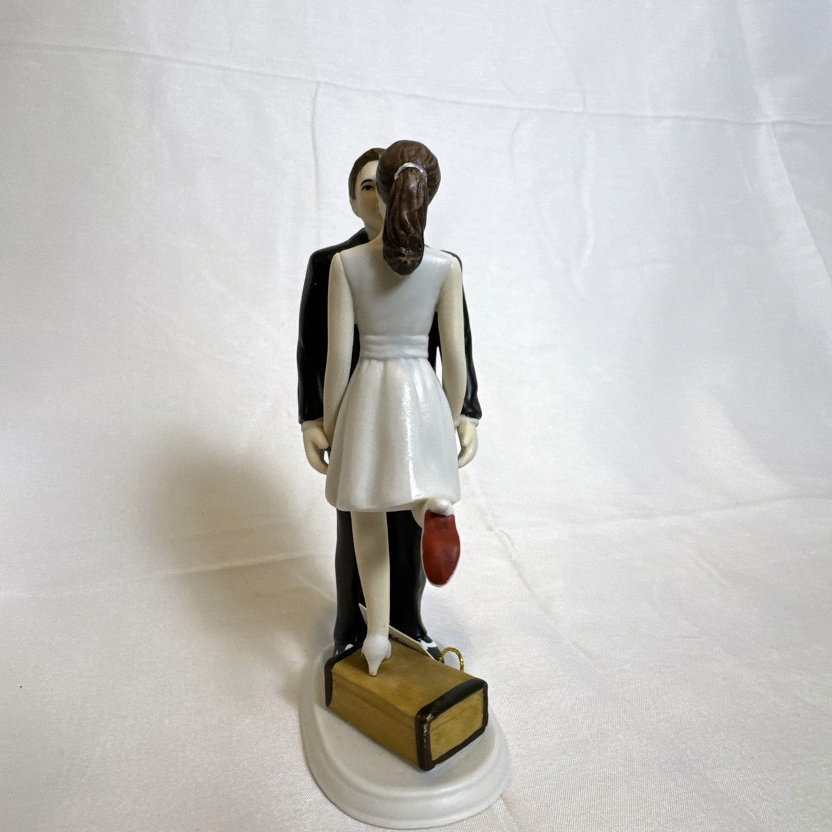 Weddingstar humorous A Kiss and We're Off bride and groom wedding cake topper figurine in original box