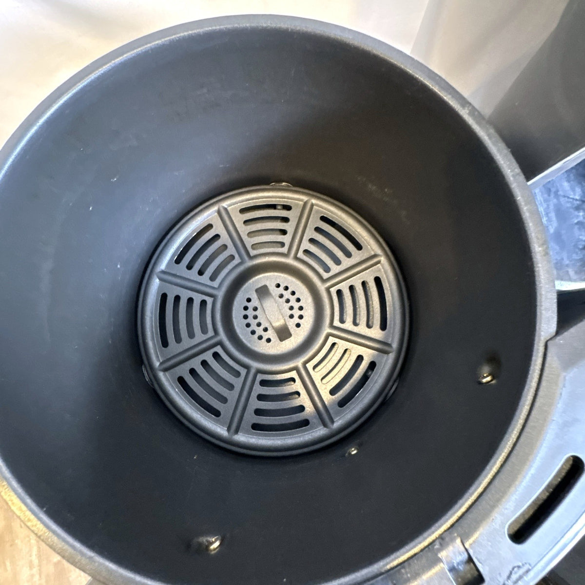 Pre-owned Ninja Max XL AF161 5.5-quart grey air fryer with ceramic crisper plate