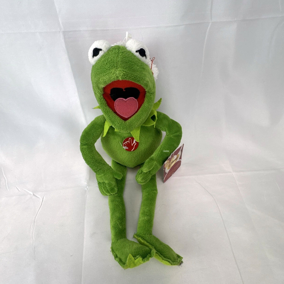 Disney Dan Dee Kermit the Frog 15 inch Christmas plush wearing a red Santa hat with original tags