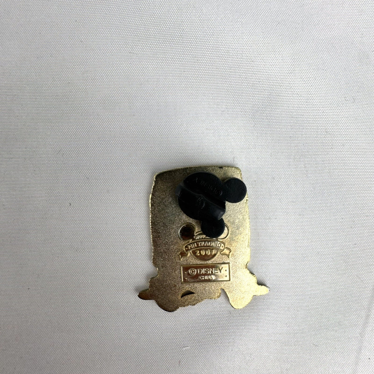 Disney 2007 official trading enamel pin of pirate Donald Duck with a treasure chest and barrel