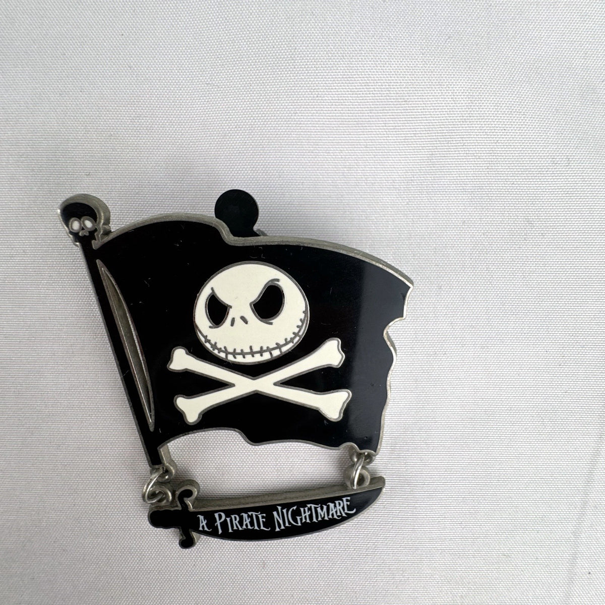 Disney 2008 Jack Skellington pirate flag enamel pin with hanging cutlass sword dangle